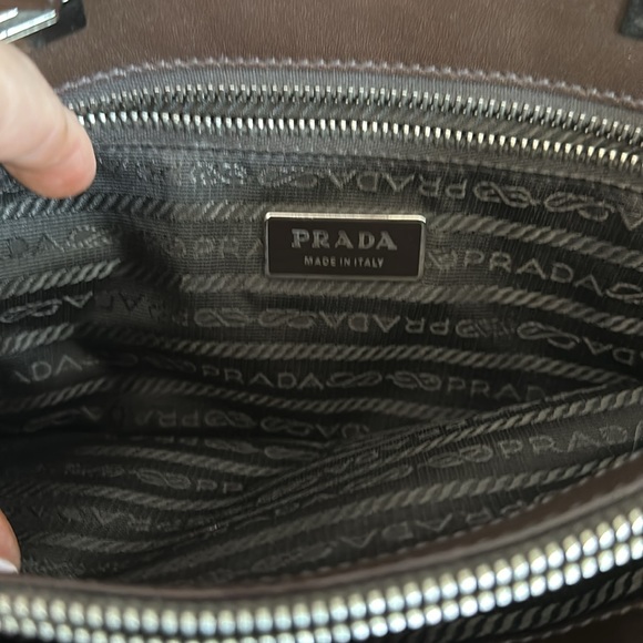 Prada nylon and leather bag - Picture 4 of 5
